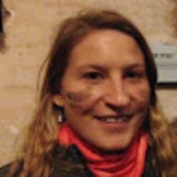 Meet your Posher, Hannah - Picture 1 of 1